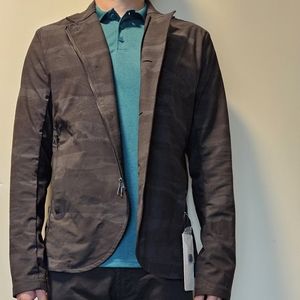 New: Lulumon Nonstop Balzer - Rare Camo